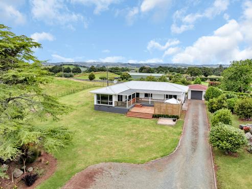 81 Tauraroa Road, Maungakaramea