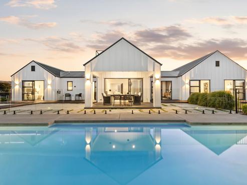 15A Artistic Avenue, Leamington