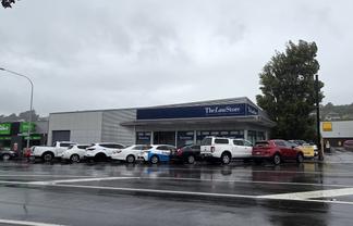 Modern Office - Central Tawa Location