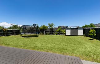 7 Sir Lincoln Drive, Huapai