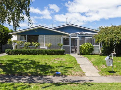 10 Mason Street, Riverdale