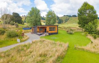222 Otapouri Road, Owhango