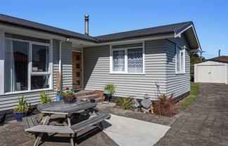 53 River Road, Kawerau