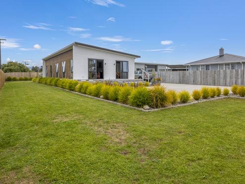 14 Bentham Street, Westport