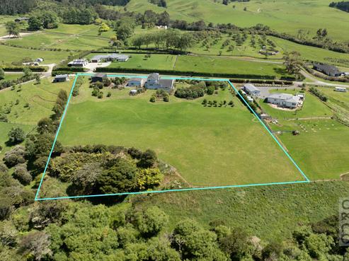 83 Mount Albion Rise, Taupaki