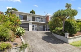 8 Hamlet Place, Pukekohe