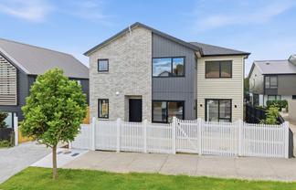 31 Range View Road, Mount Albert
