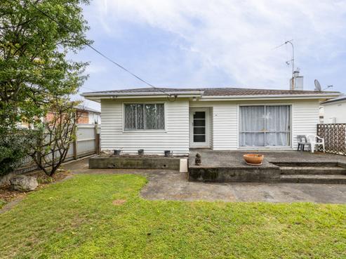 24 Avenue Road, Greenmeadows