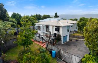 69 Belmont Terrace, Belmont