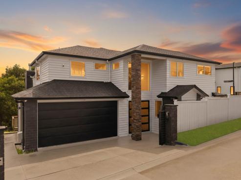 1 Lancia Way, Oteha