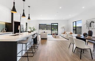 92 Huanui Drive, Orewa