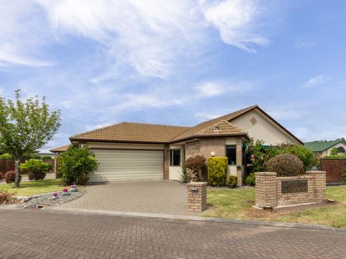 27 Beaufort Mews, Taradale