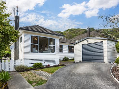 11 Gardiner Grove, Wainuiomata