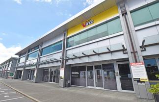 GROUND FLOOR SHOWROOM
