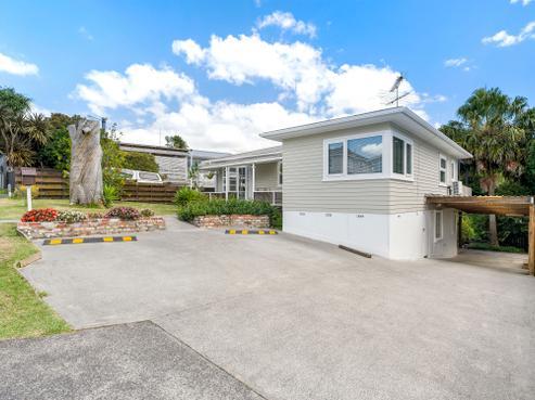 38 Paramu Avenue, Birkdale