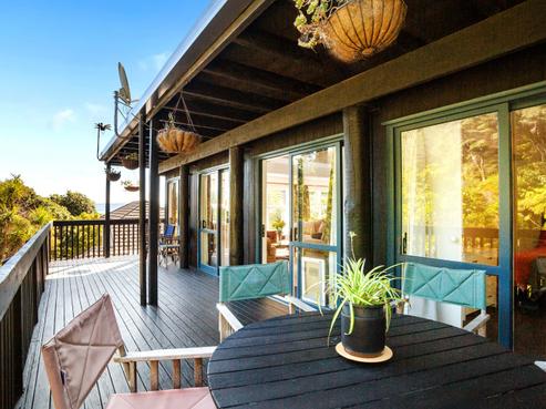 3A Whiorau Grove, Lowry Bay