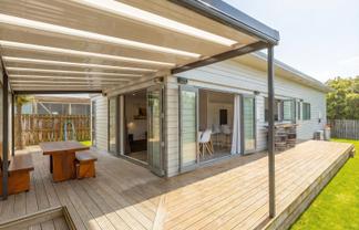 7 Orion Way, Featherston