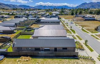 16 Guthrie Street, Lake Hawea