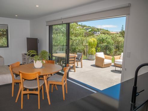 9 Loke Crescent, Coopers Beach