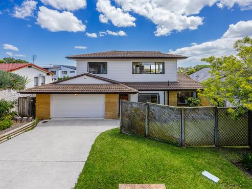 6 Majesty Place, Half Moon Bay