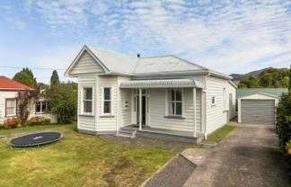 31 Adams Street, Waihi