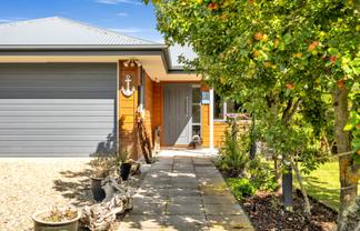 27 Reserve Road, Waikuku Beach
