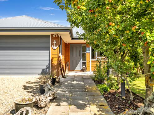 27 Reserve Road, Waikuku Beach
