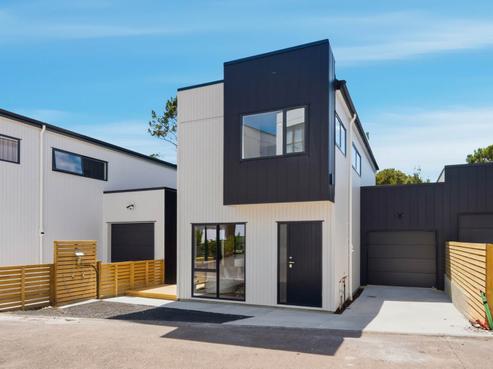 12 Aoraki Crescent, Albany Heights