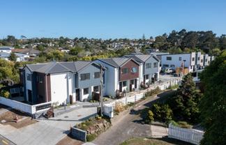 3/106 Triangle Road, Massey