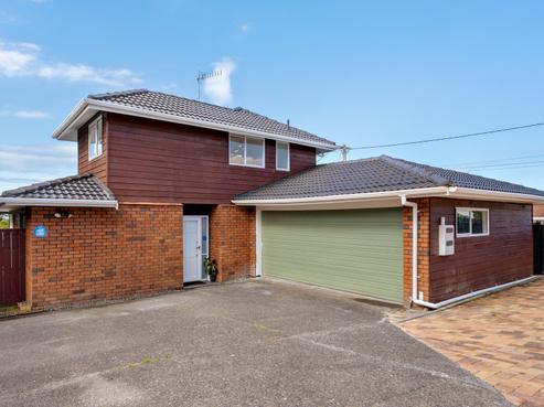 2/41 Raleigh Road, Northcote