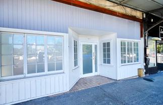 PRIME EPSOM CORNER RETAIL
