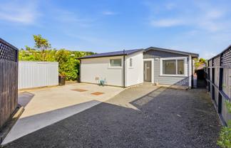 178 Victoria Road, Saint Clair