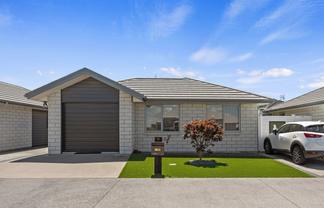 12 Arrow Close (Dunes Lifestyle Village), Papamoa