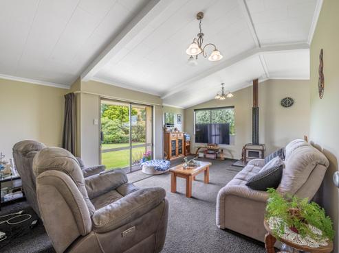324 Rimu Road, Waimatua