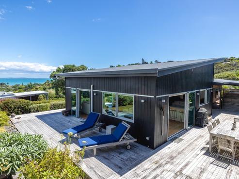 28D Beatty Parade, Surfdale