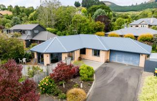 73 Main South Road, Mosgiel