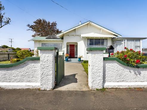17 Grey Street, Hawera
