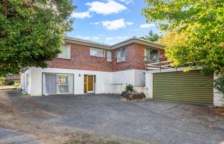 16 Bacot Place, Howick