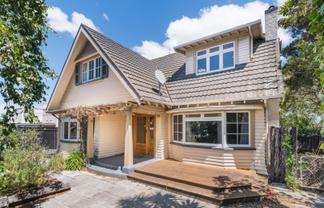 4 Russell Street, Palmerston North