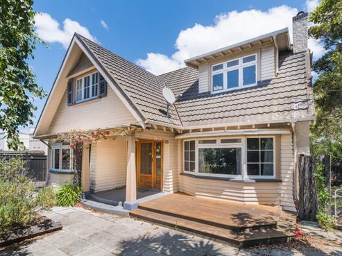 4 Russell Street, Palmerston North Central