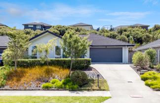 12 Ella Anne Crescent, Warkworth