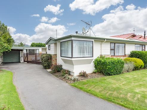 3 Maple Grove, Mosgiel