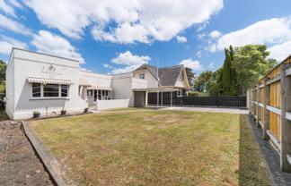 8 Russell Street, Palmerston North