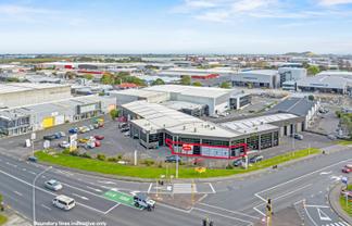 PRIME PENROSE SHOWROOM
