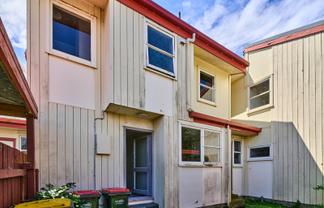 6/3 Bouverie Street, Petone