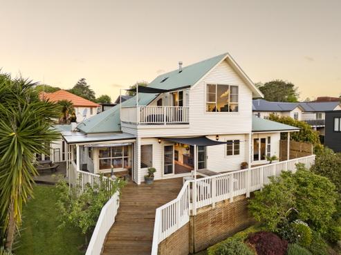 11A Wellington Street, Hamilton East