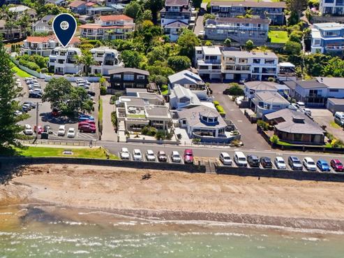 1/1 Valley Road, Browns Bay