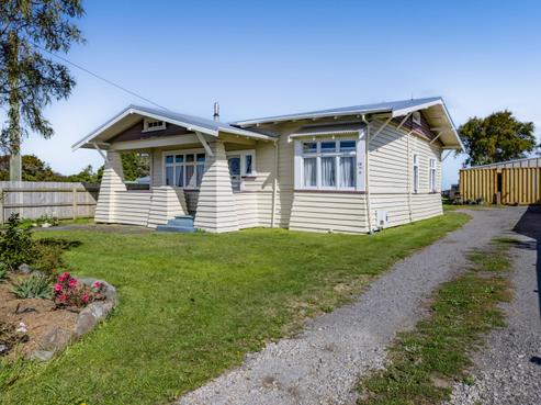 13 Egmont Street, Kaponga