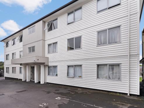 95Q Felton Mathew Avenue, Saint Johns