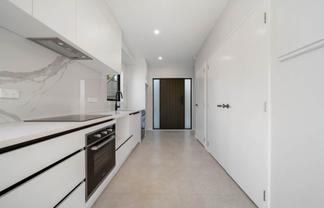  8D  Clutha Crescent, Clover Park
